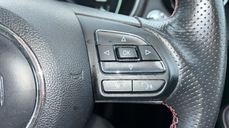 MG Hs 1.5 T-GDI Exclusive 5dr Petrol Hatchback